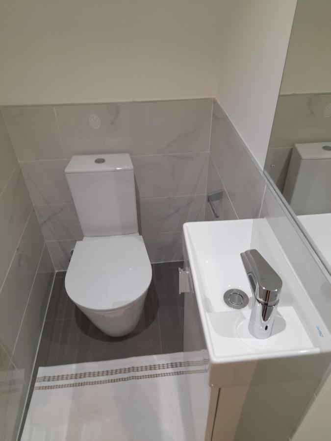 The Lennox D-Plus Apartments Accra Ngoại thất bức ảnh