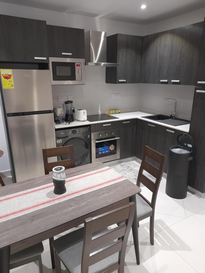 The Lennox D-Plus Apartments Accra Ngoại thất bức ảnh